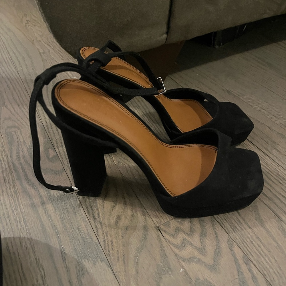 Black heels
